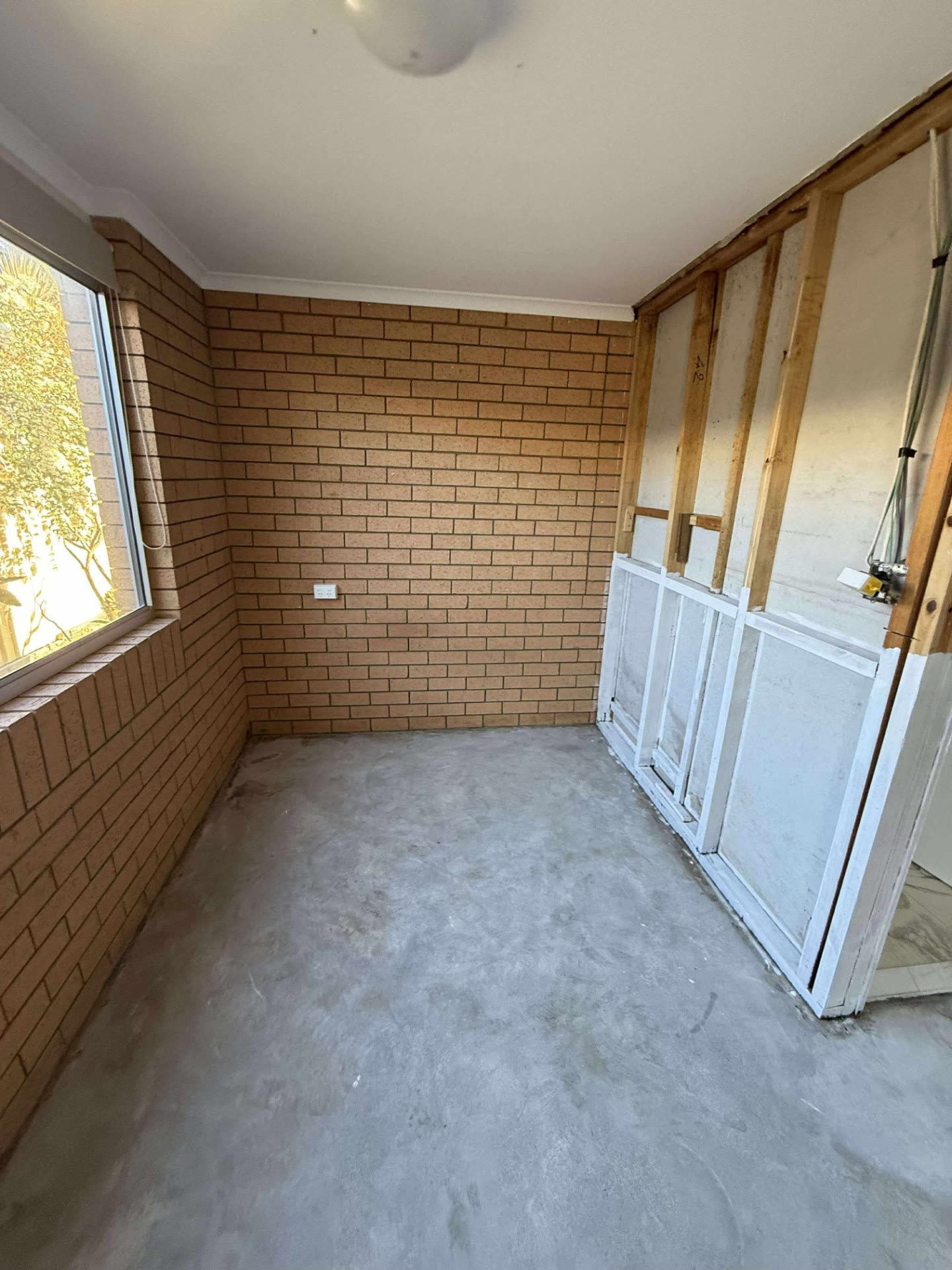 Ensuite strip-out — mould remediation and strip-out Gold Coast for homeowners, insurance builders and insurers