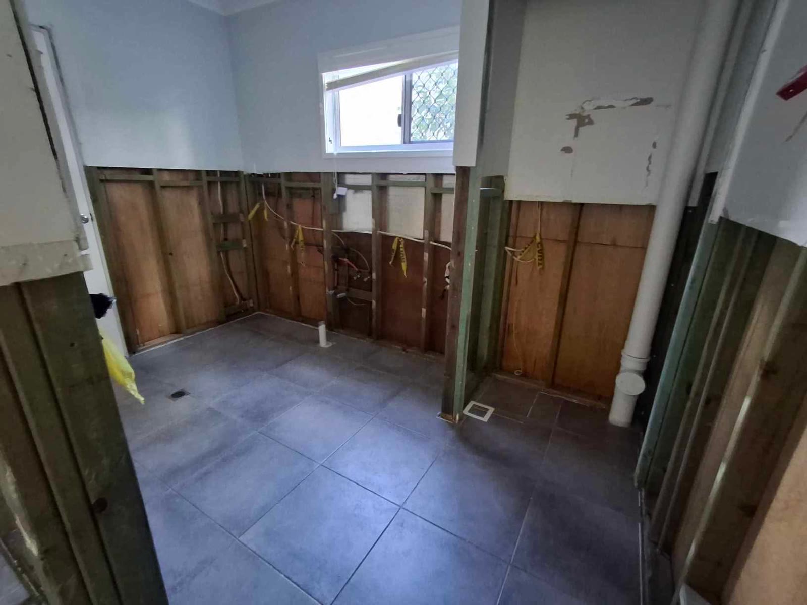 Laundry & wet area strip-out — mould remediation and strip-out Gold Coast for homeowners, insurance builders and insurers